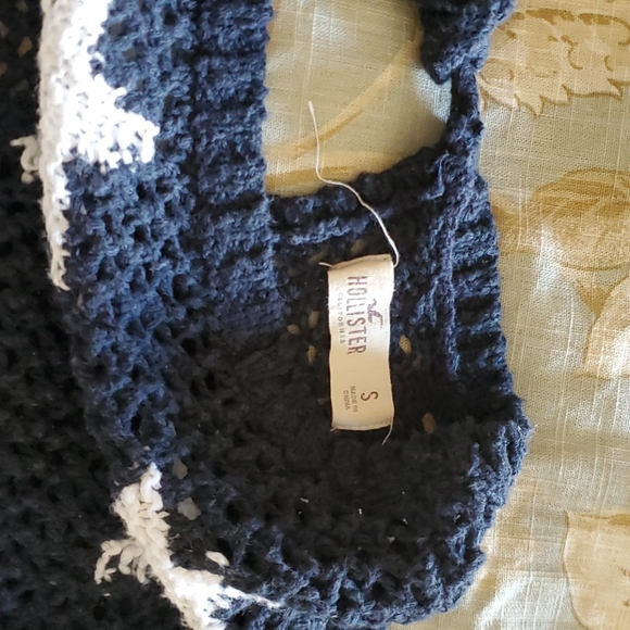 Sweater - Picture 3 of 4